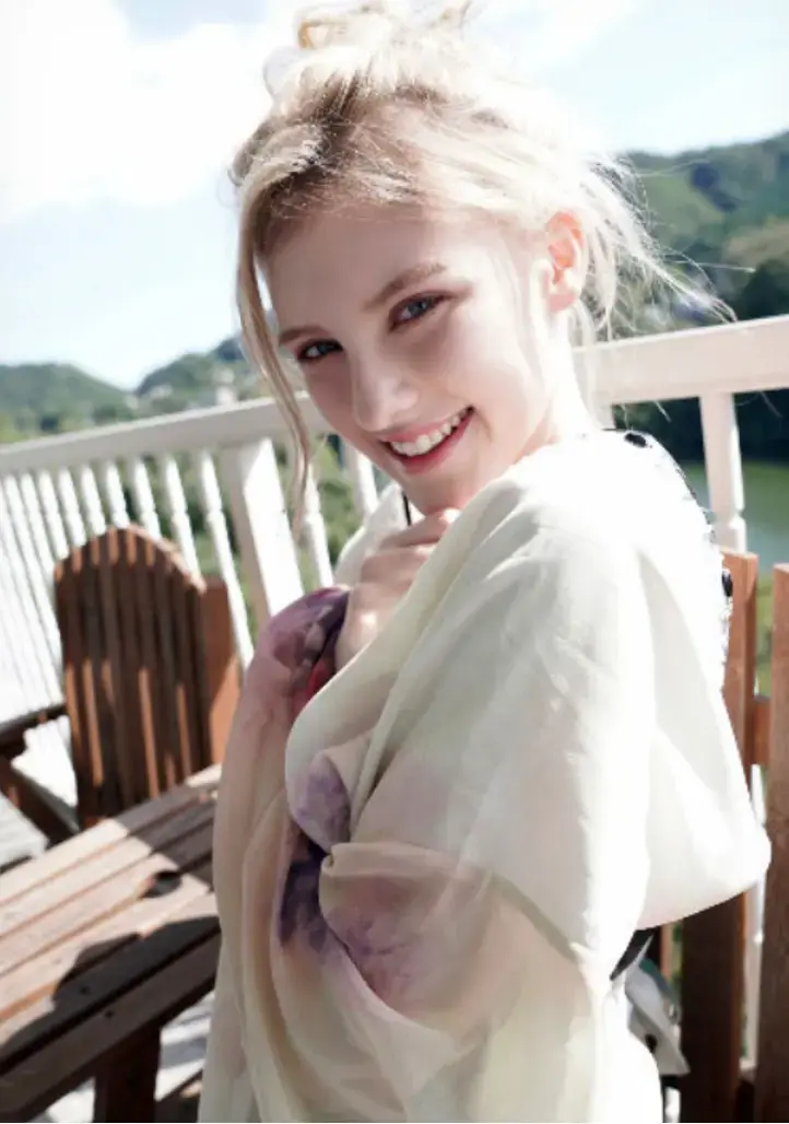 《Melody Marks》欧美艺人全集-少女忠诚无删减版在线观看-Melody Marks高清合集4K下载