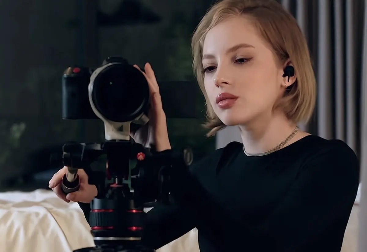 《Vixen》《妥协立场》相关资源图片